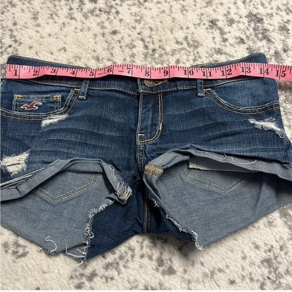 Hollister lot of 2 shorts. Distressed and Mom shorts size 1/25. - Picture 5 of 11